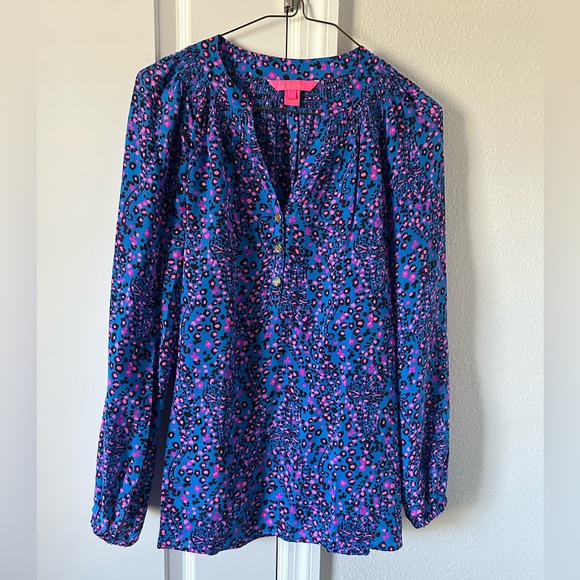 Lilly Pulitzer Tops - Lilly Pulitzer Elsa Silk Long Sleeve Top Blue Flare Growl and Prowl